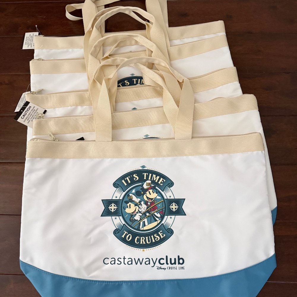 Five (5) NWT Disney Cruise Line Castaway Beach bags